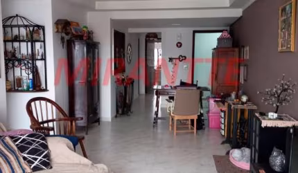 Apartamento de 126m² com 3 quartos em Embaré