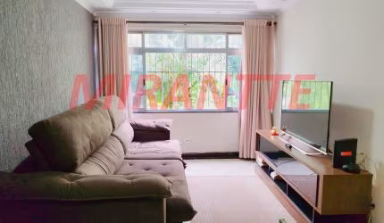 Apartamento de 75m² com 3 quartos em Jaçana