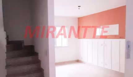 Cond. fechado de 69.99m² com 2 quartos em Vila Gustavo