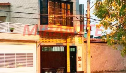 Sobrado de 243m² com 2 quartos em Jardim Guançã