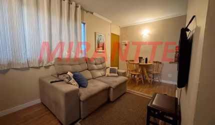 Apartamento de 42m² com 2 quartos em Vila Nova Cachoeirinha