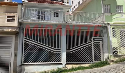 Sobrado de 135m² com 4 quartos em Santana