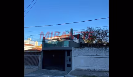 Sobrado de 184m² com 3 quartos em Mandaqui