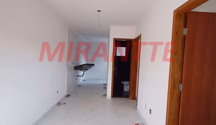 Apartamento de 52m² com 2 quartos em Jardim Jaçanã