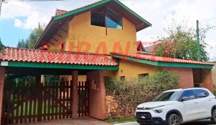 Casa terrea de 298m² com 3 quartos em Horto Florestal
