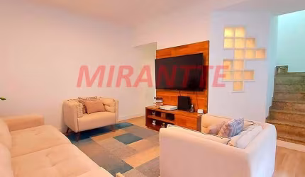 Sobrado de 131m² com 3 quartos em Parada Inglesa
