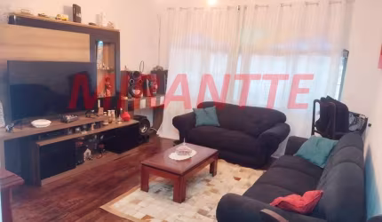 Sobrado de 180m² com 3 quartos em Imirim