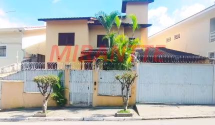 Sobrado de 300m² com 3 quartos em Jardim Virginia Bianca