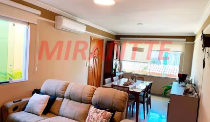 Sobrado de 153m² com 3 quartos em Vila Nivi
