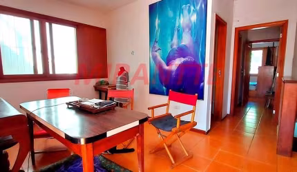 Sobrado de 220m² com 2 quartos em Vila Mazzei