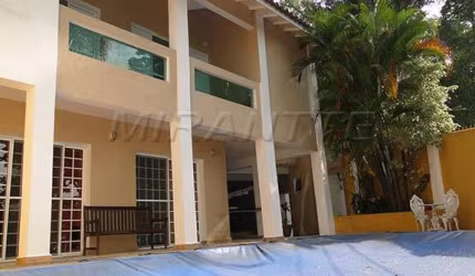 Sobrado de 166m² com 3 quartos em Jardim São Bento