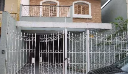Sobrado de 169m² com 3 quartos em Pari