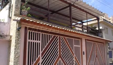 Sobrado de 650m² com 4 quartos em Vila Amalia