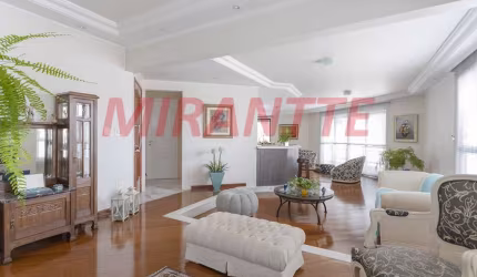 Apartamento de 272m² com 4 quartos em Santana