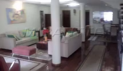 Sobrado de 380m² com 3 quartos em Vila Pauliceia