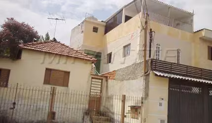 Sobrado de 270m² com 3 quartos em Vila Nivi