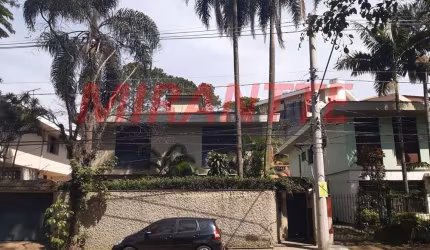 Sobrado de 459m² com 3 quartos em Jardim São Bento