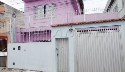Sobrado com 3 quartos em Parque Peruche