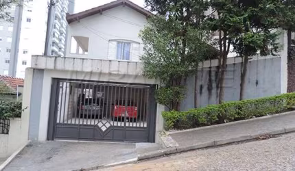 Sobrado de 260m² com 3 quartos em Vila Ester