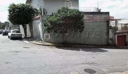 Sobrado de 140m² com 3 quartos em Parque Vitoria