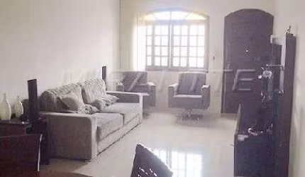Sobrado de 100m² com 3 quartos em Santa Terezinha