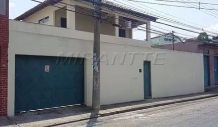 Sobrado de 240m² com 3 quartos em Limão
