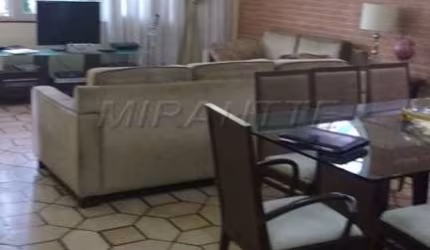 Casa terrea com 3 quartos em Tremembe