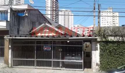 Sobrado de 250m² com 4 quartos em Santana