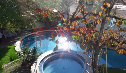 Sobrado de 600m² com 4 quartos em Jardim Floresta