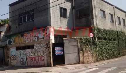 Sobrado de 320m² com 2 quartos em Barra Funda