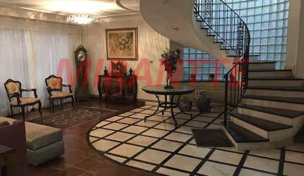 Sobrado de 443m² com 4 quartos em Santana