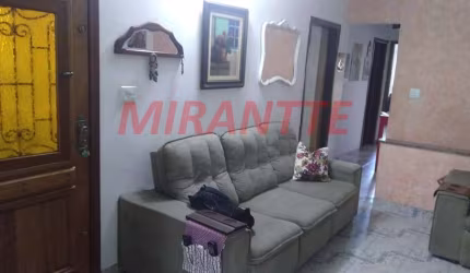 Sobrado de 129m² com 3 quartos em Horto Florestal