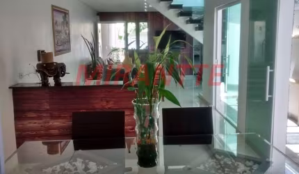 Sobrado de 122m² com 3 quartos em Limão