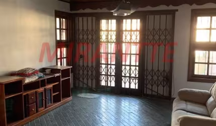 Sobrado de 296m² com 4 quartos em Jardim São Paulo