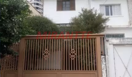 Sobrado de 134m² com 3 quartos em Água Fria
