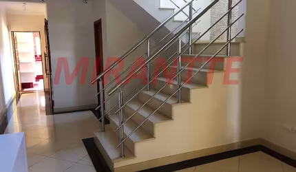 Sobrado de 288m² com 4 quartos em Parque Mandaqui