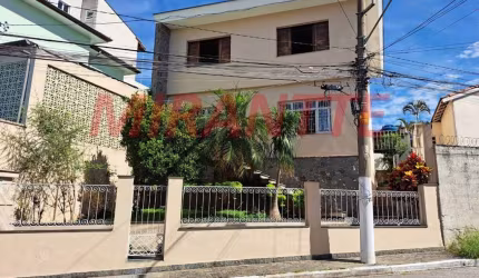 Sobrado de 146m² com 3 quartos em Mandaqui