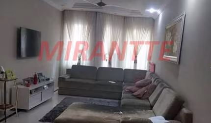 Sobrado de 277m² com 3 quartos em Santana