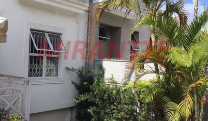 Sobrado de 380m² com 4 quartos em Jardim França