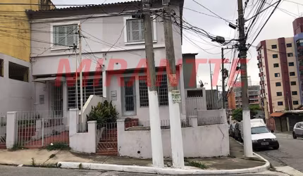 Sobrado de 75m² com 2 quartos em Água Fria