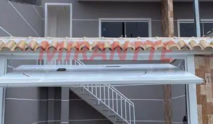 Sobrado de 150m² com 3 quartos em Vila Mazzei