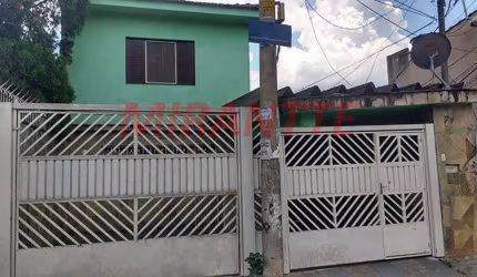 Sobrado de 163m² com 4 quartos em Vila Amalia
