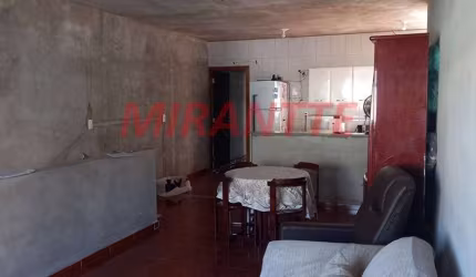 Sobrado de 208m² com 4 quartos em Casa Verde