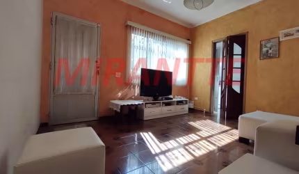 Casa terrea de 110m² com 2 quartos em Parque Vitoria