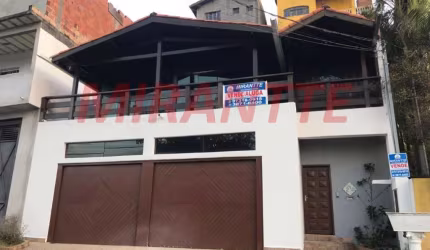 Sobrado de 213m² com 2 quartos em Serra da Cantareira
