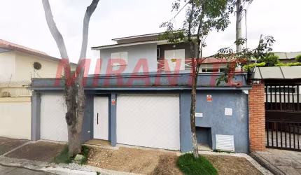 Sobrado de 190m² com 4 quartos em Jardim Leonor Mendes De Barros