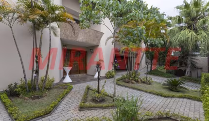 Sobrado de 874m² com 4 quartos em Jardim São Bento