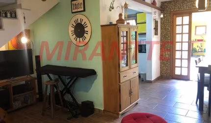Sobrado de 135m² com 2 quartos em Santana