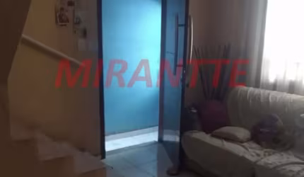 Sobrado de 60m² com 2 quartos em Chora Menino