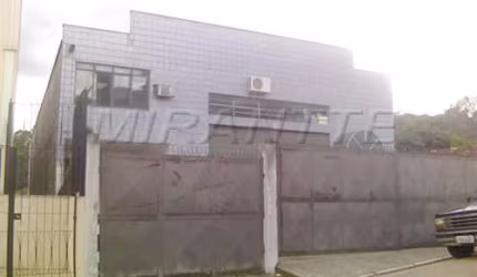 Comercial de 1500m² em Vila Amalia